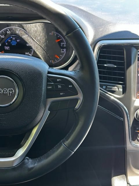 Used 2018 Jeep Grand Cherokee Limited AWD/4WD image 27
