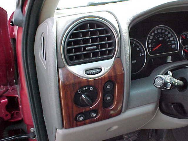 Used 2002 GMC Envoy SLT AWD/4WD image 23