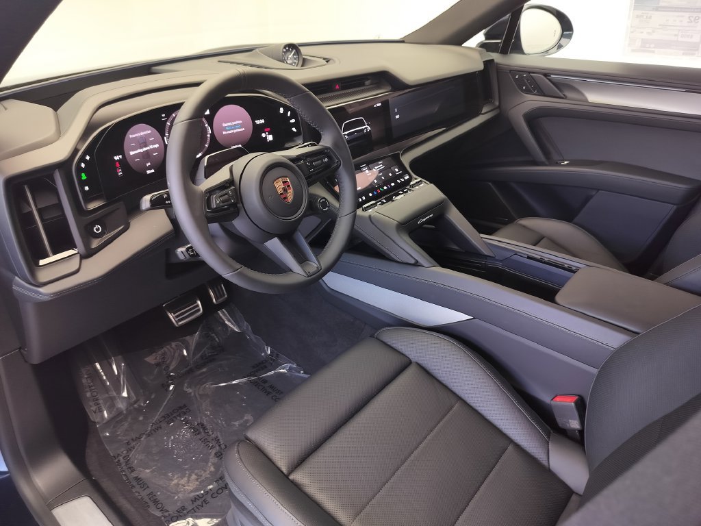 New 2026 Porsche Cayenne Electric Coupe AWD/4WD image 4