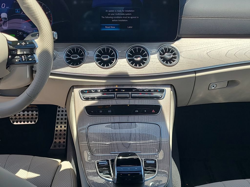 Used 2023 Mercedes-Benz E 450 4MATIC Cabriolet image 15