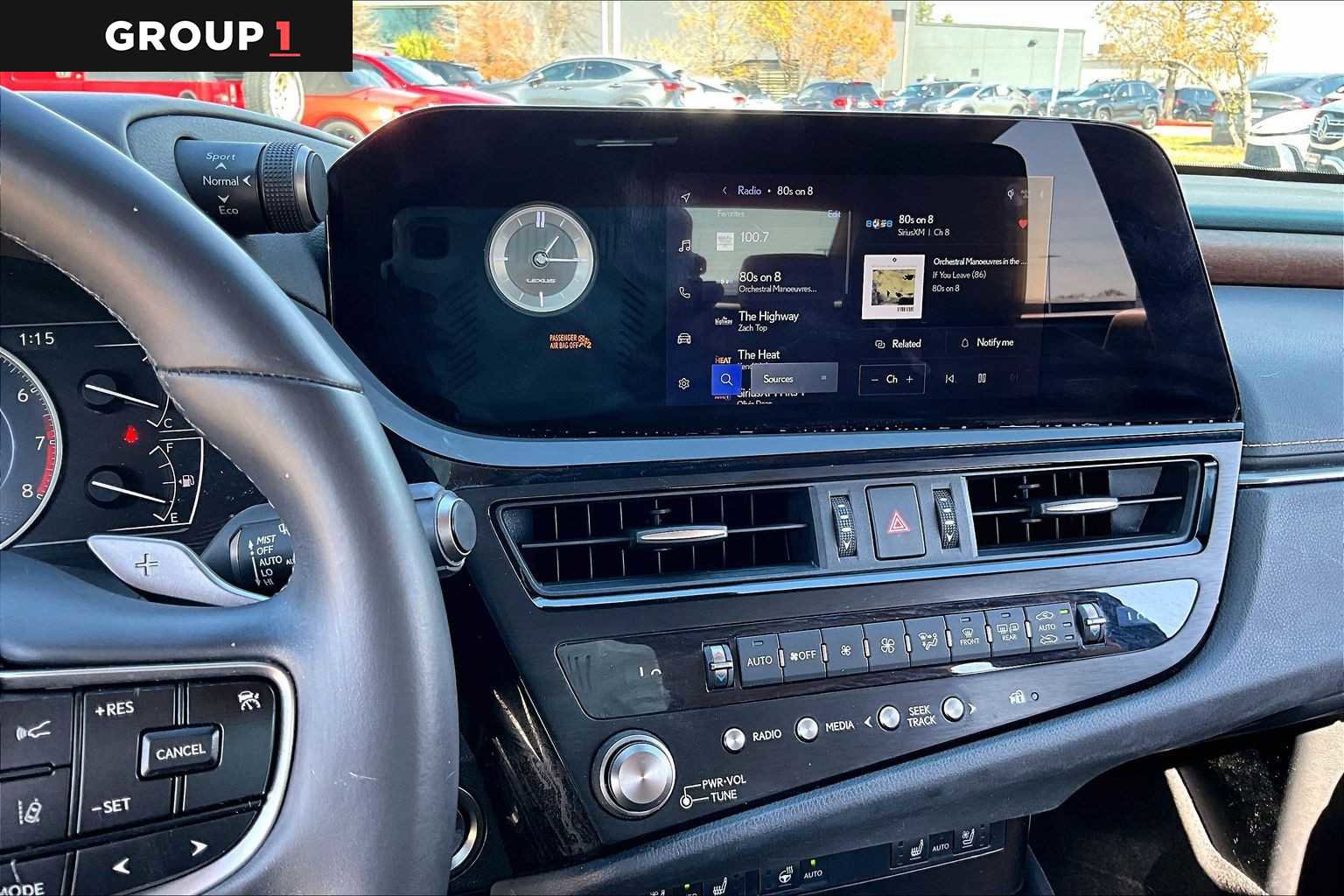 Certified 2024 Lexus ES 350 w/ Premium Package image 7