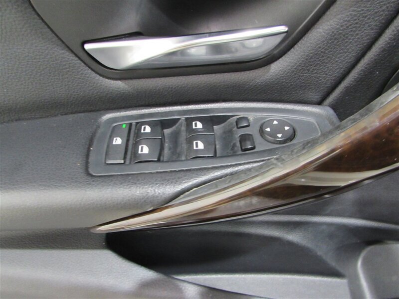 Used 2015 BMW 328i Sedan image 43