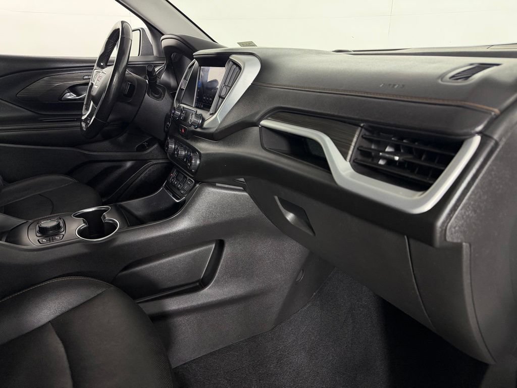 Used 2020 GMC Terrain SLT w/ Preferred Package FWD image 30