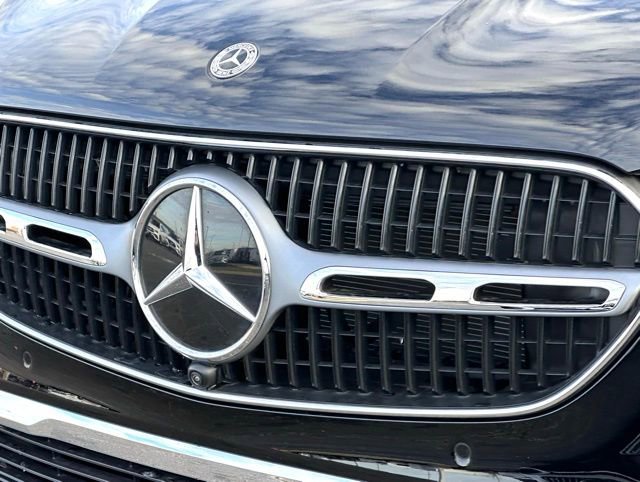 Certified 2026 Mercedes-Benz GLC 300 4MATIC image 3