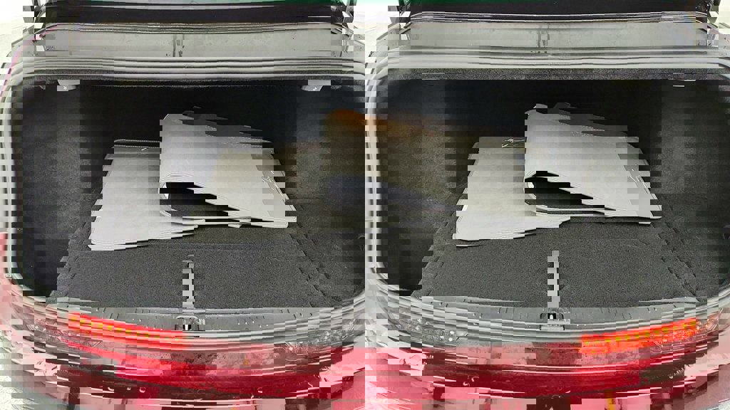 Used 2024 Lucid Air Pure image 23