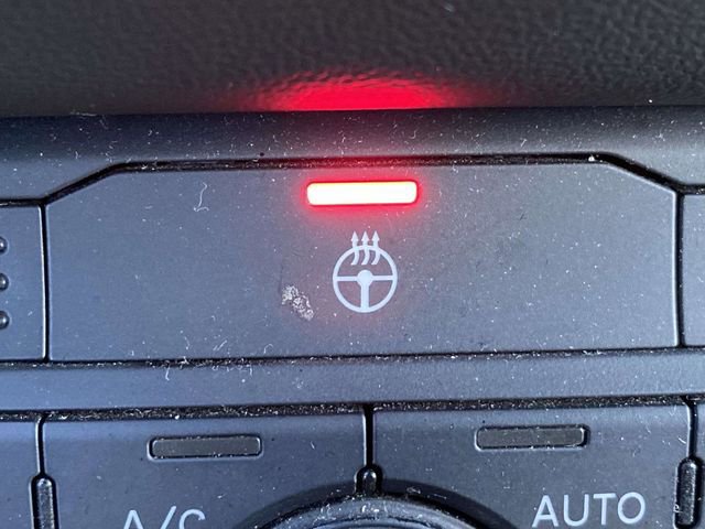 Used 2024 Dodge Durango GT image 33