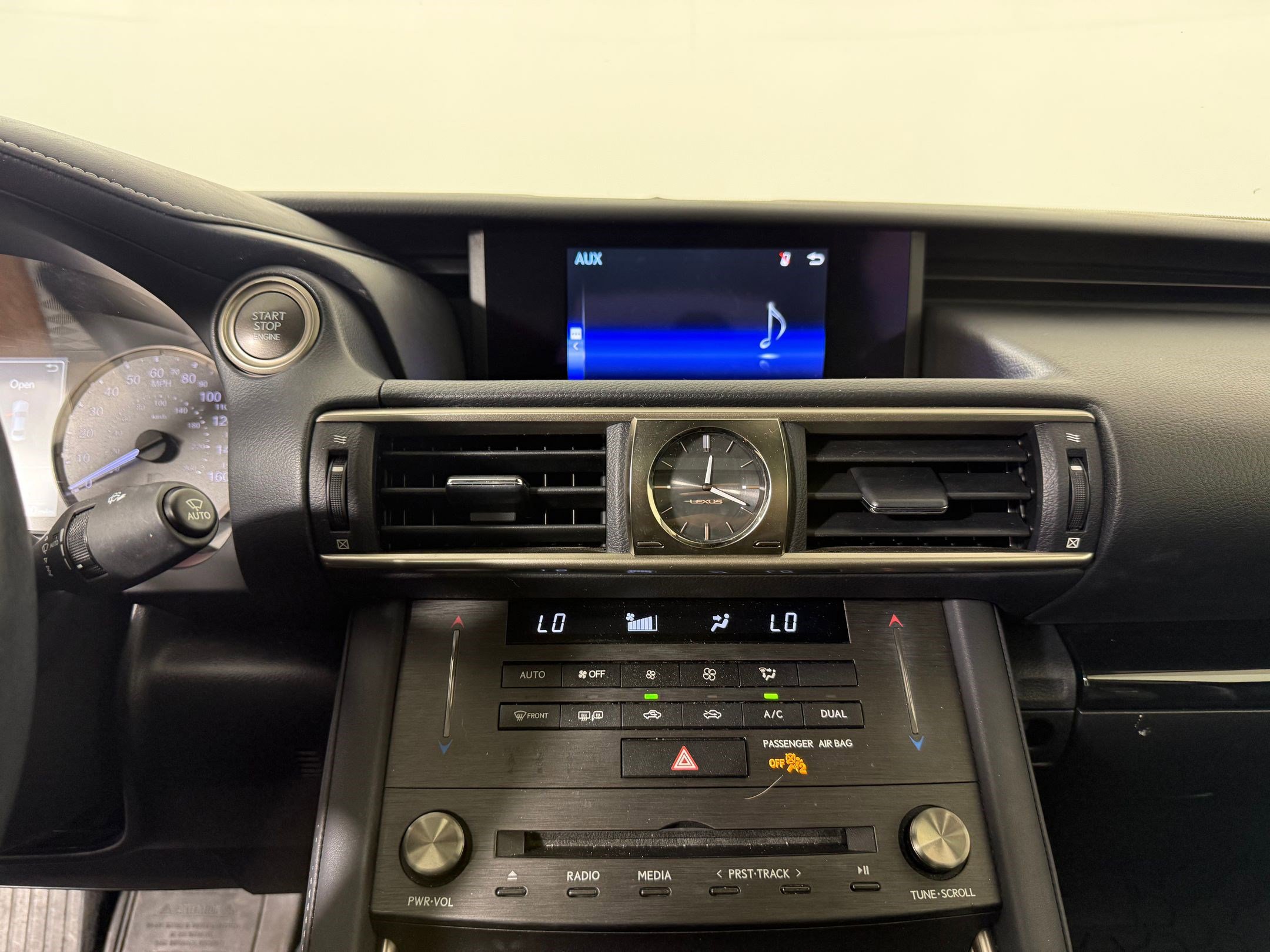 Used 2019 Lexus IS 300 AWD image 24