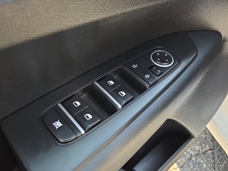 Used 2024 Kia Forte LXS FWD image 21