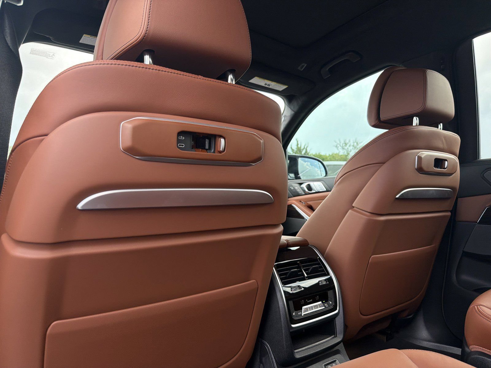 New 2027 BMW X7 M60i AWD/4WD image 20