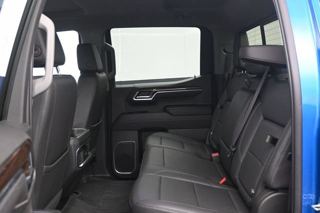 Used 2023 GMC Sierra 1500 Elevation w/ Elevation Premium Package AWD/4WD image 5