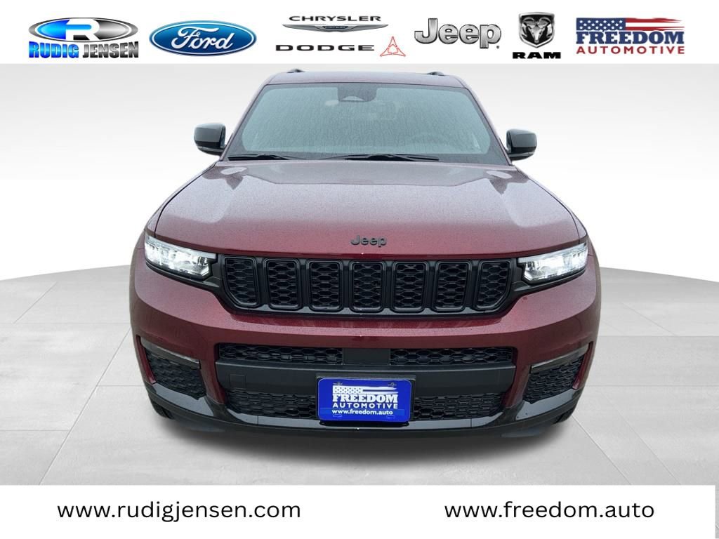 New 2025 Jeep Grand Cherokee L Limited w/ Black Appearance Package image 12