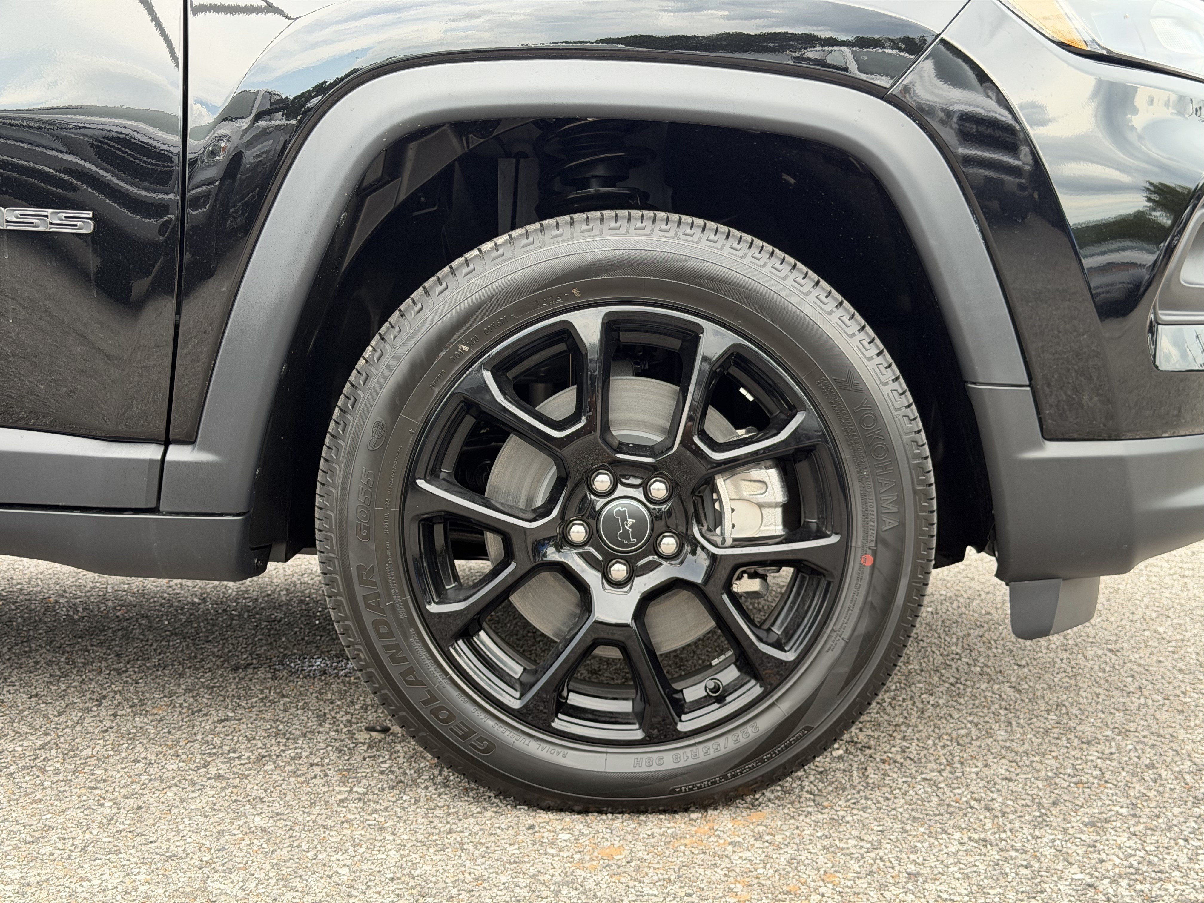 New 2026 Jeep Compass Latitude AWD/4WD image 13