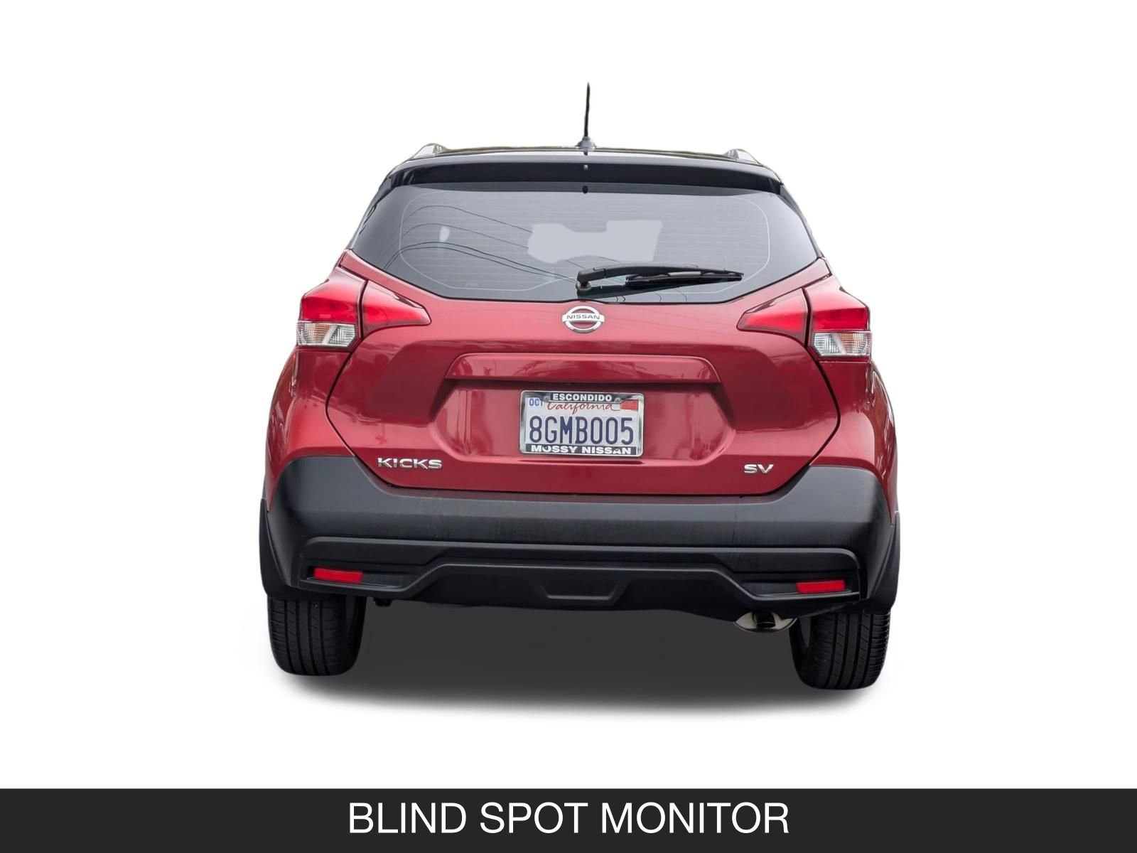 Used 2018 Nissan Kicks SV image 9