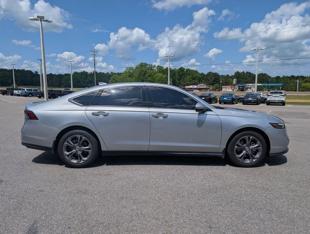 Used 2024 Honda Accord EX image 6