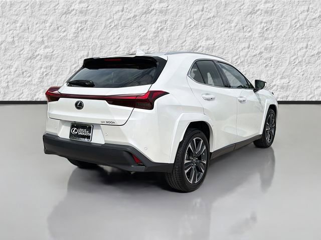 Used 2025 Lexus UX 300h FWD w/ Accessory Package (Z1) image 3