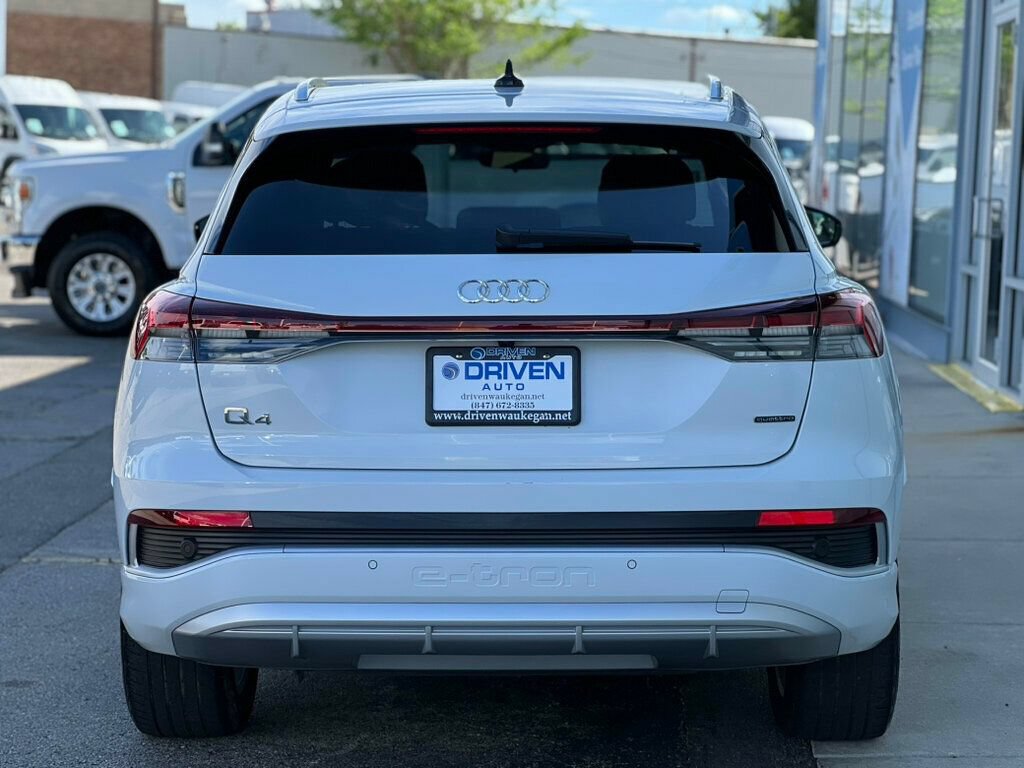 Used 2023 Audi Q4 e-tron Premium AWD/4WD image 36
