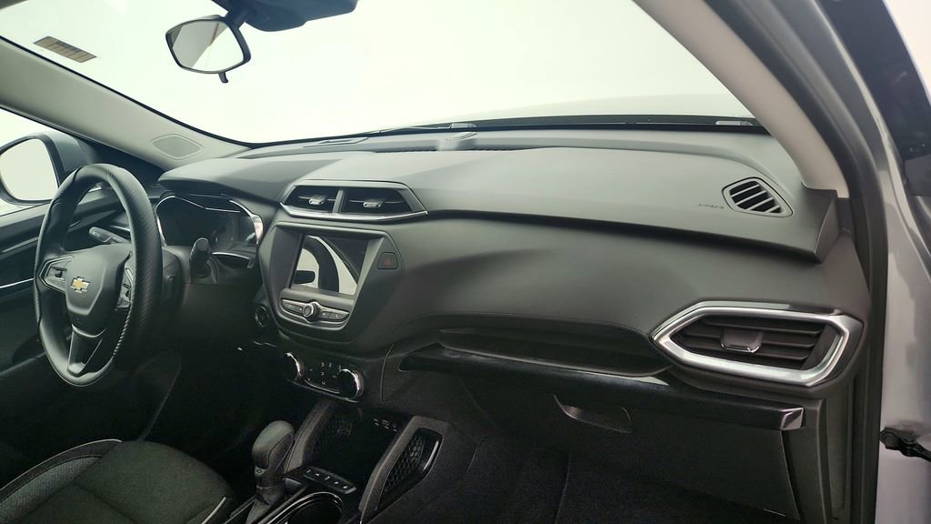 Used 2023 Chevrolet TrailBlazer LT image 28