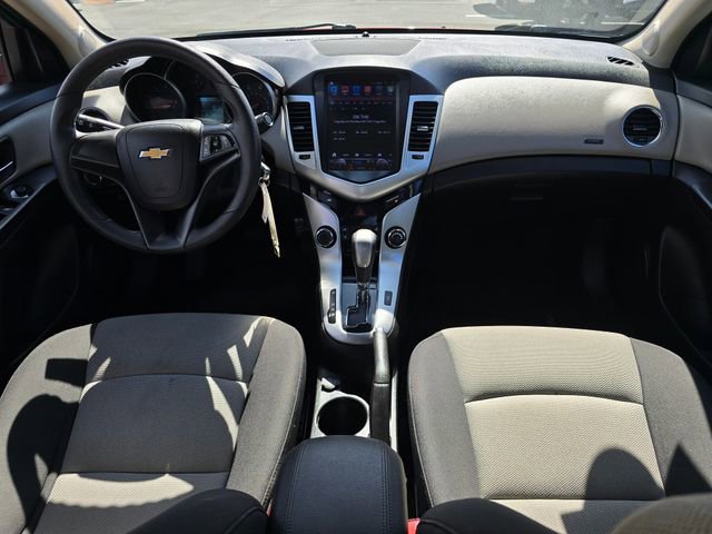Used 2016 Chevrolet Cruze LS image 18