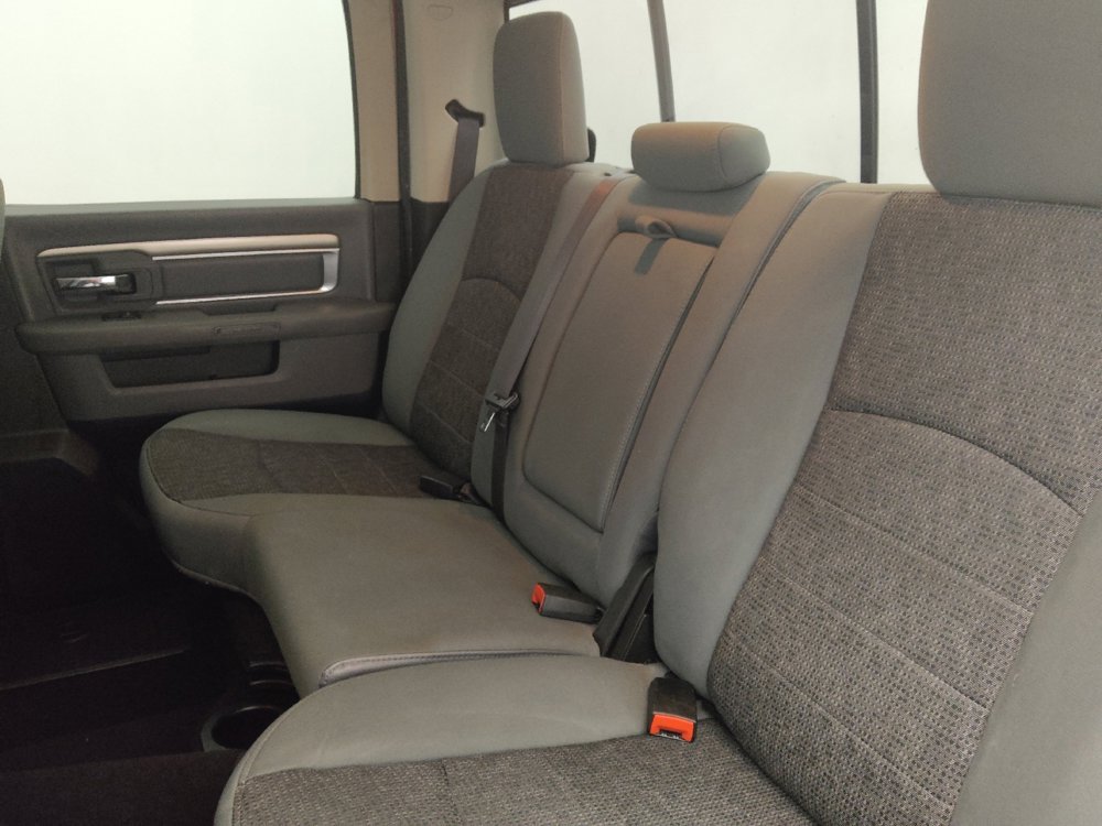 Used 2019 RAM 1500 Big Horn image 18