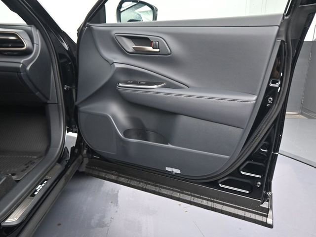 New 2026 Toyota Crown Platinum image 14