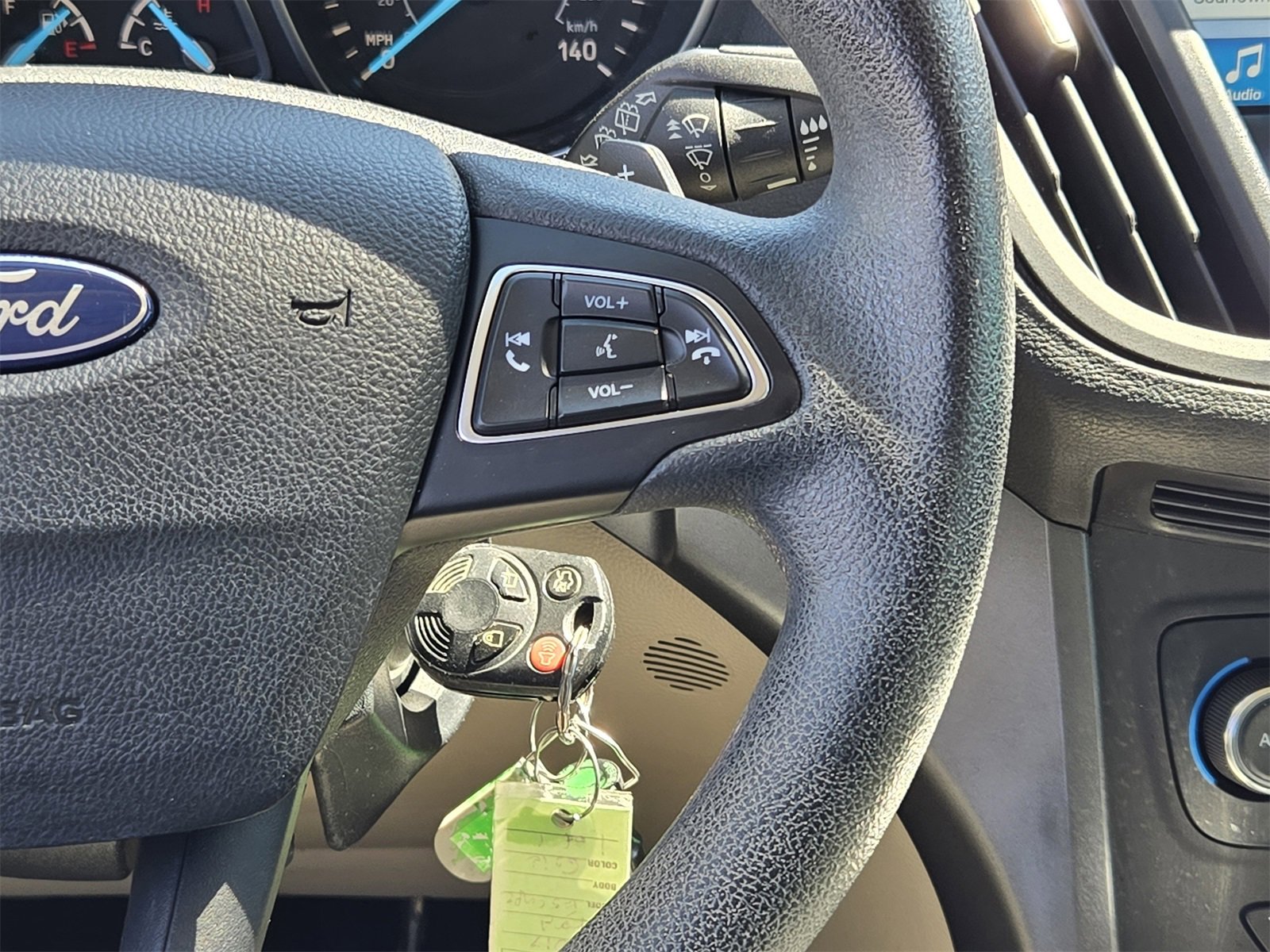 Used 2017 Ford Escape SE w/ Equipment Group 201A image 28