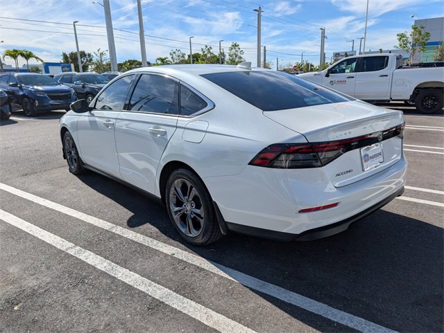 Used 2023 Honda Accord EX image 11