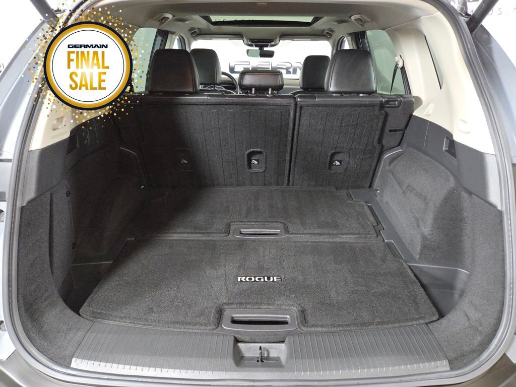 Used 2022 Nissan Rogue Platinum w/ Head-Up Display Package image 18