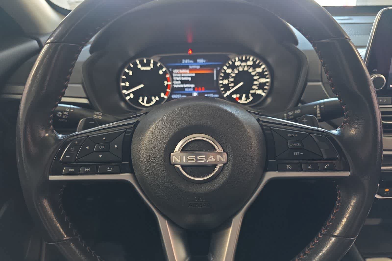 Used 2023 Nissan Altima 2.5 SR FWD image 23