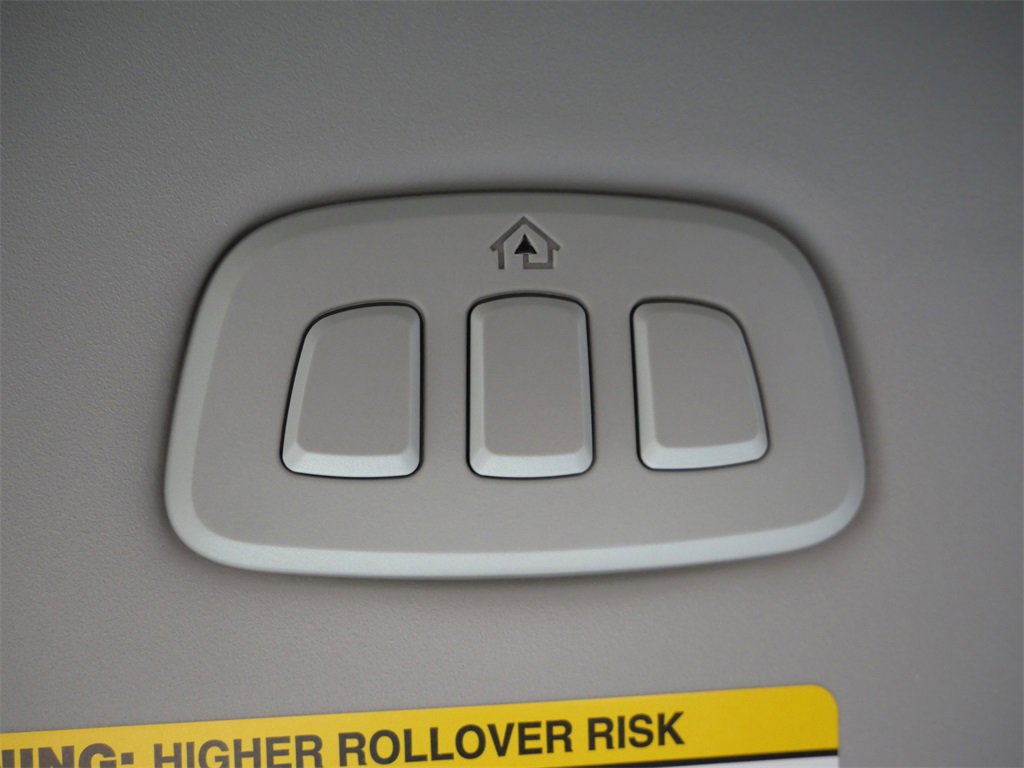 Certified 2025 Ford Ranger Lariat w/ Black Appearance Package image 24