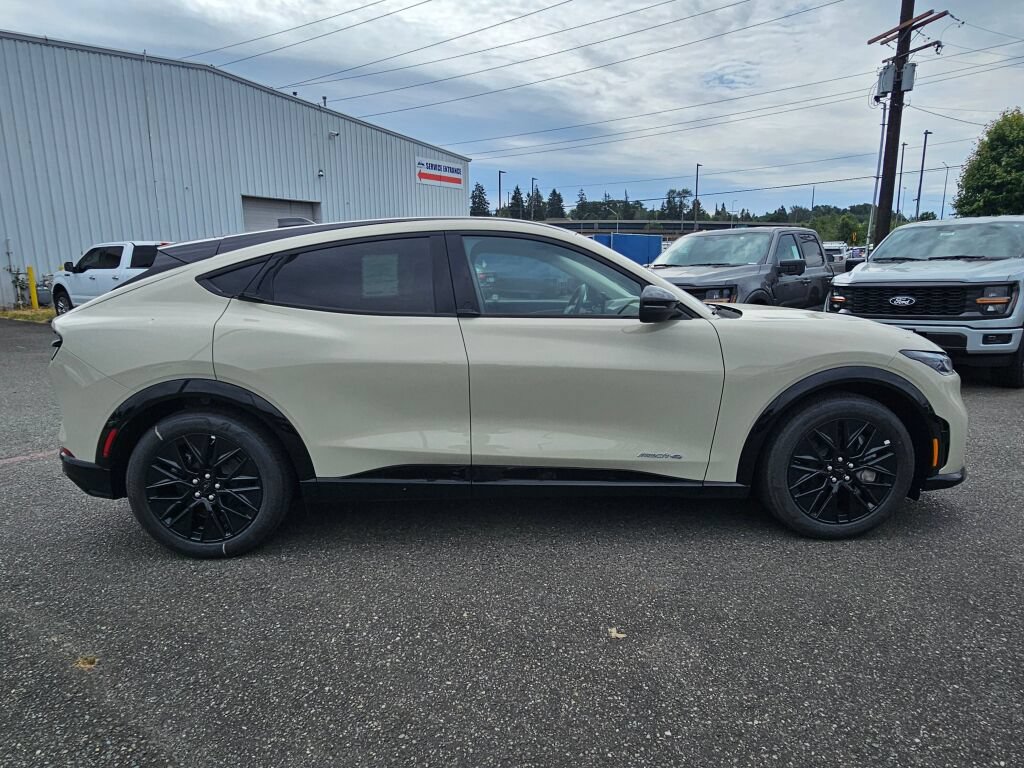 New 2026 Ford Mustang Mach-E Premium w/ Sport Appearance Package AWD/4WD image 7