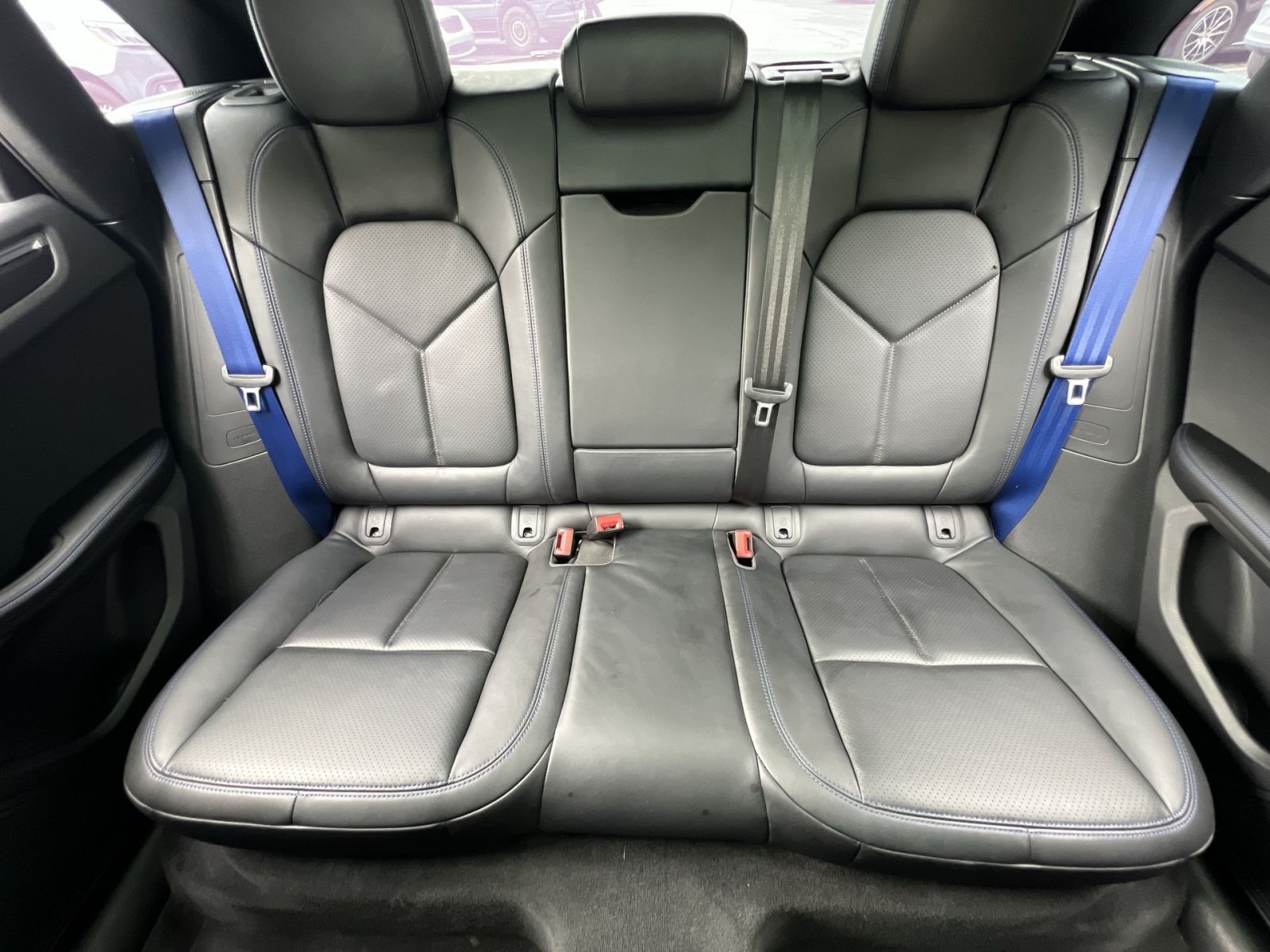 Used 2025 Porsche Macan GTS AWD/4WD image 15