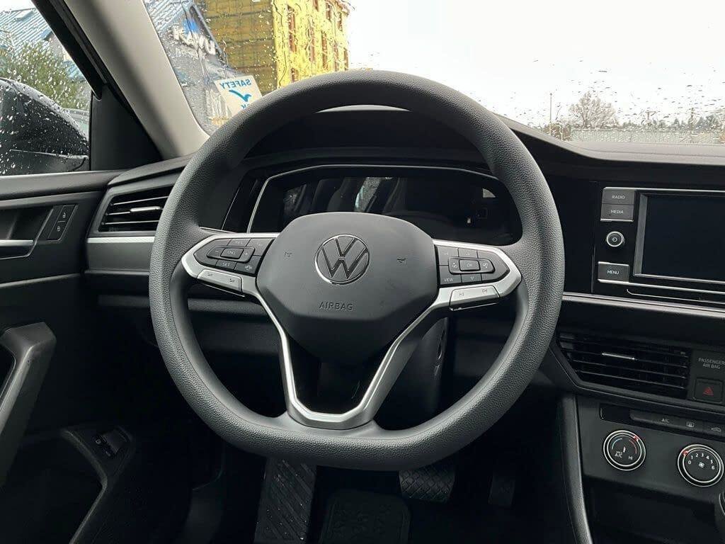 Certified 2023 Volkswagen Jetta S image 20