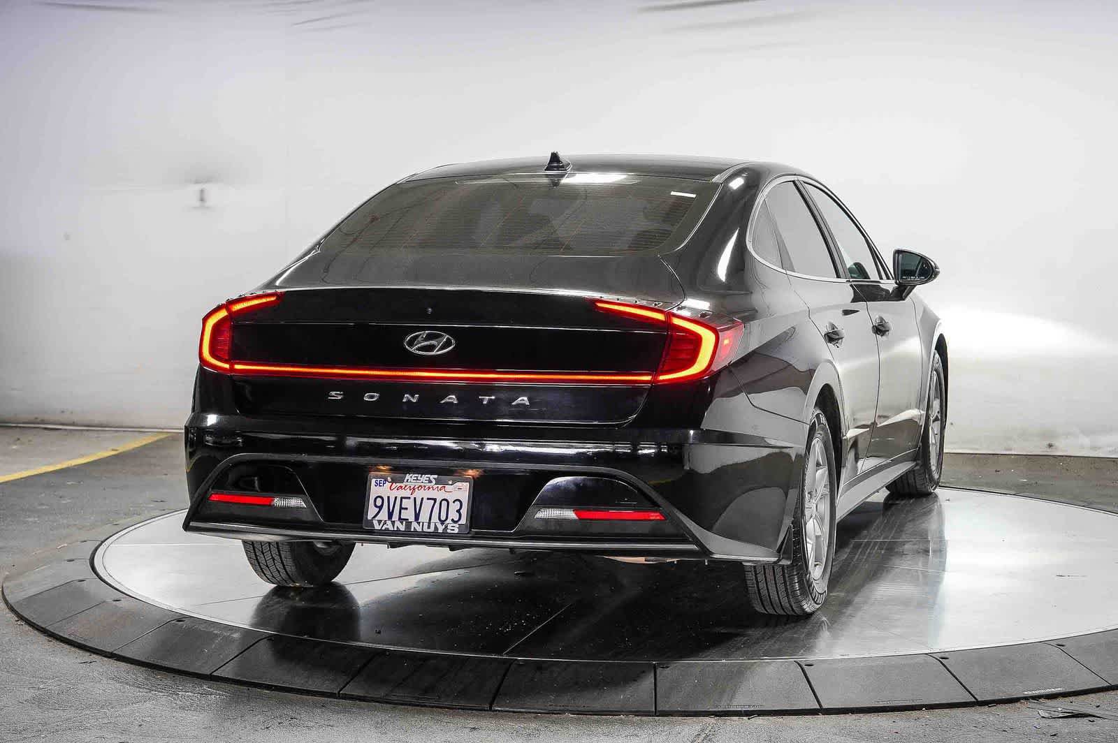 Used 2023 Hyundai Sonata SE FWD image 6