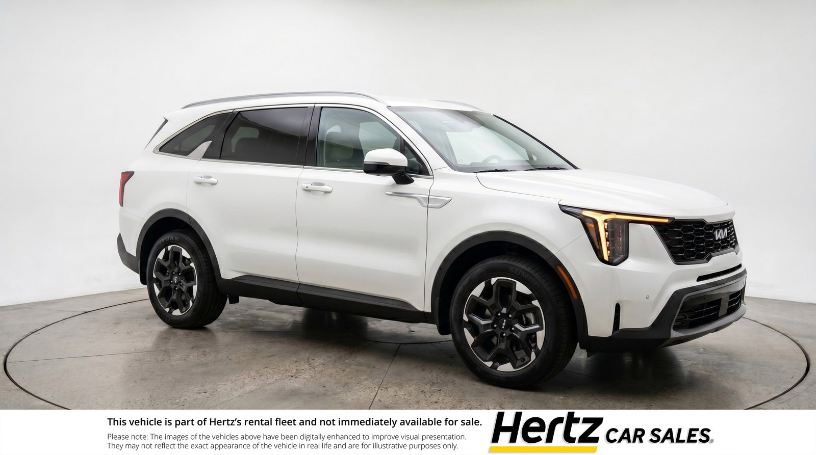 Used 2024 Kia Sorento S image 1