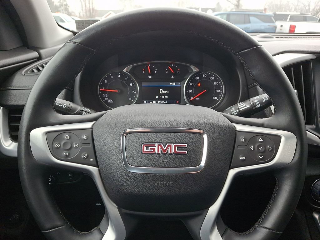 Used 2024 GMC Terrain SLT image 22