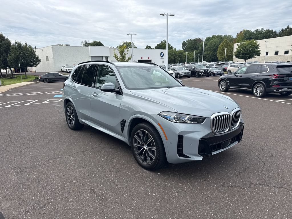 Certified 2024 BMW X5 xDrive40i w/ M Sport Package AWD/4WD image 7