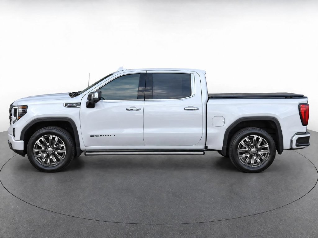 Used 2024 GMC Sierra 1500 Denali w/ Denali Reserve Package AWD/4WD image 8
