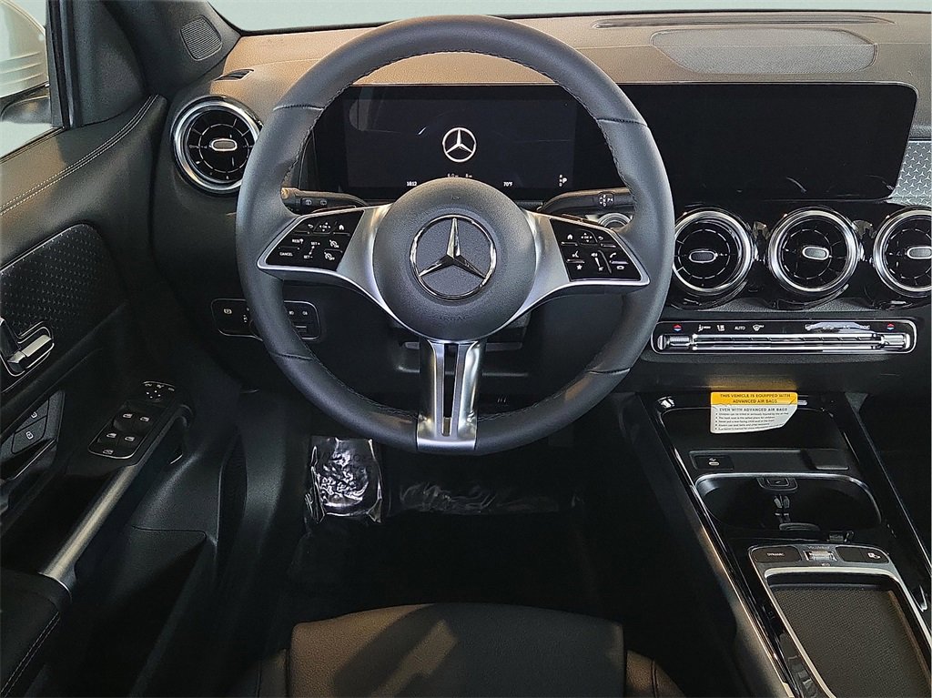 New 2026 Mercedes-Benz GLB 250 image 14