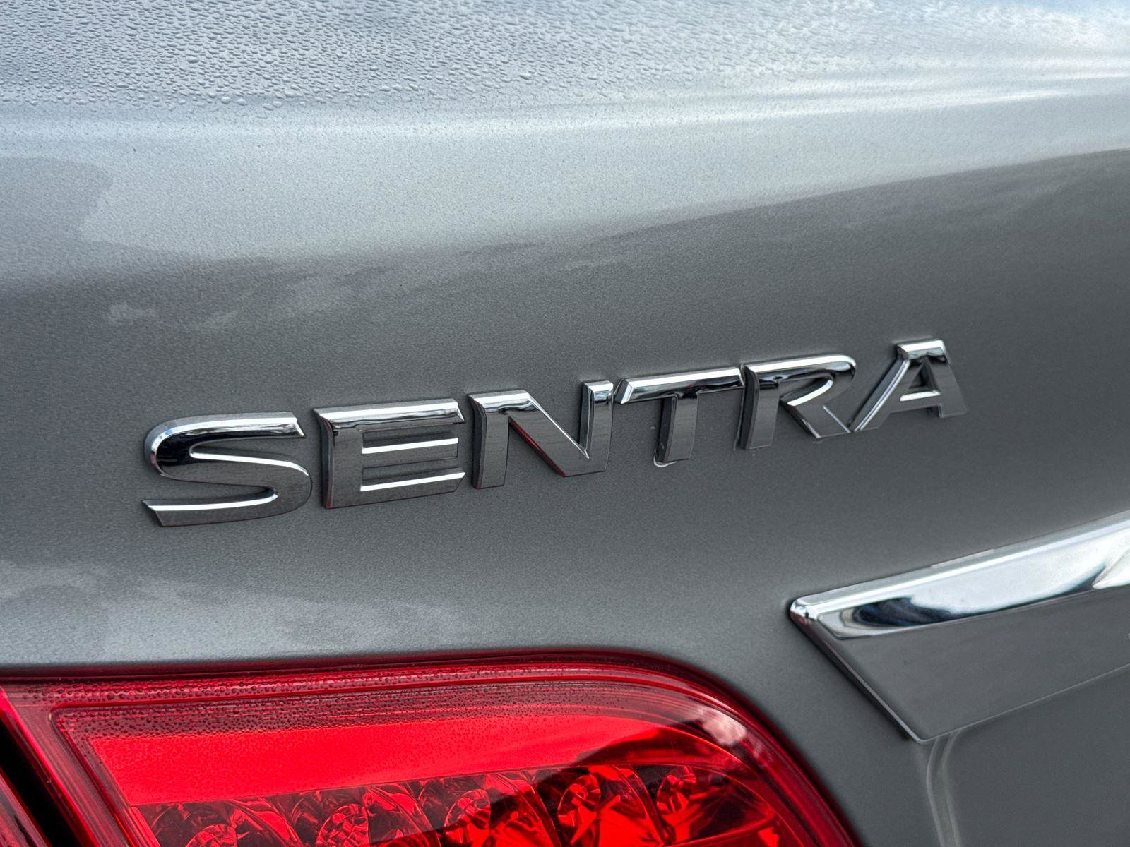 Used 2014 Nissan Sentra SV image 11