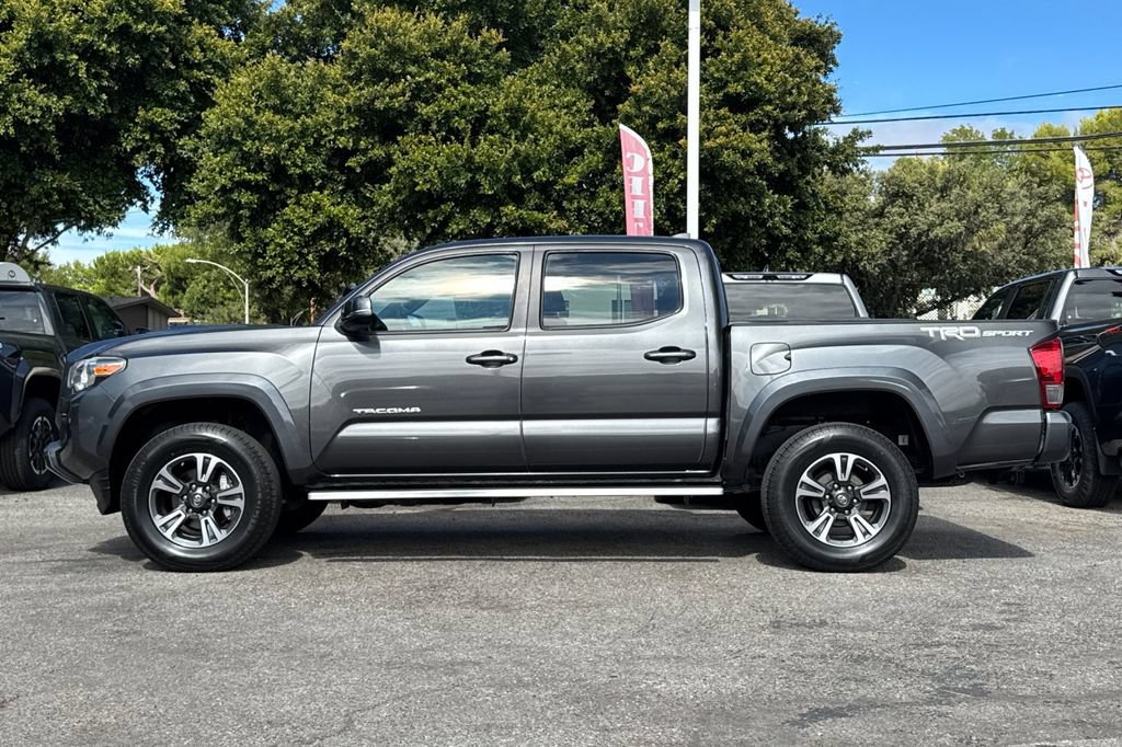 Certified 2017 Toyota Tacoma TRD Sport w/ Tow Package RWD image 6