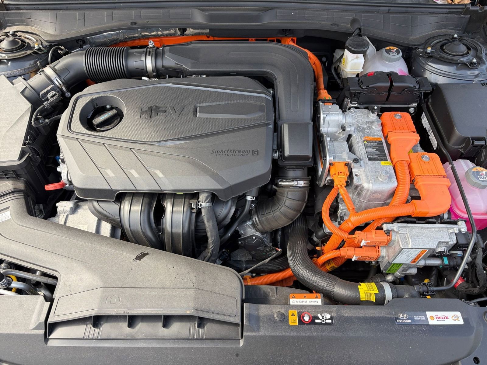 Used 2025 Hyundai Sonata SEL FWD image 32