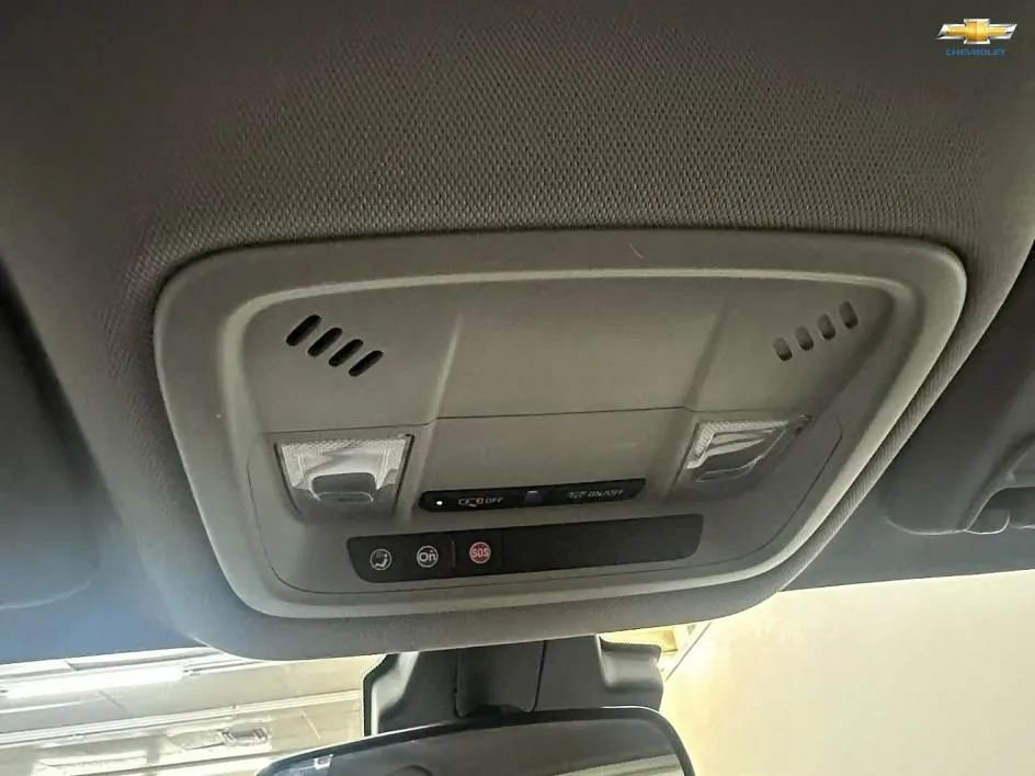 Used 2017 Chevrolet Volt LT w/ Comfort Package image 22