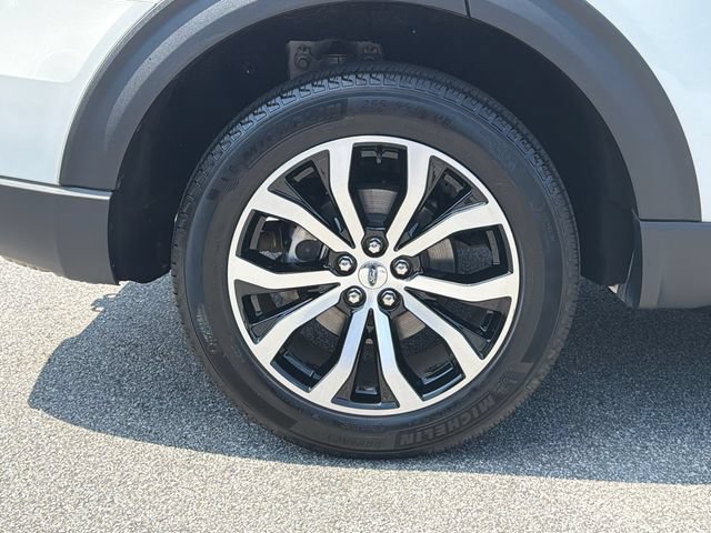 Used 2025 Ford Explorer ST-Line AWD/4WD image 19