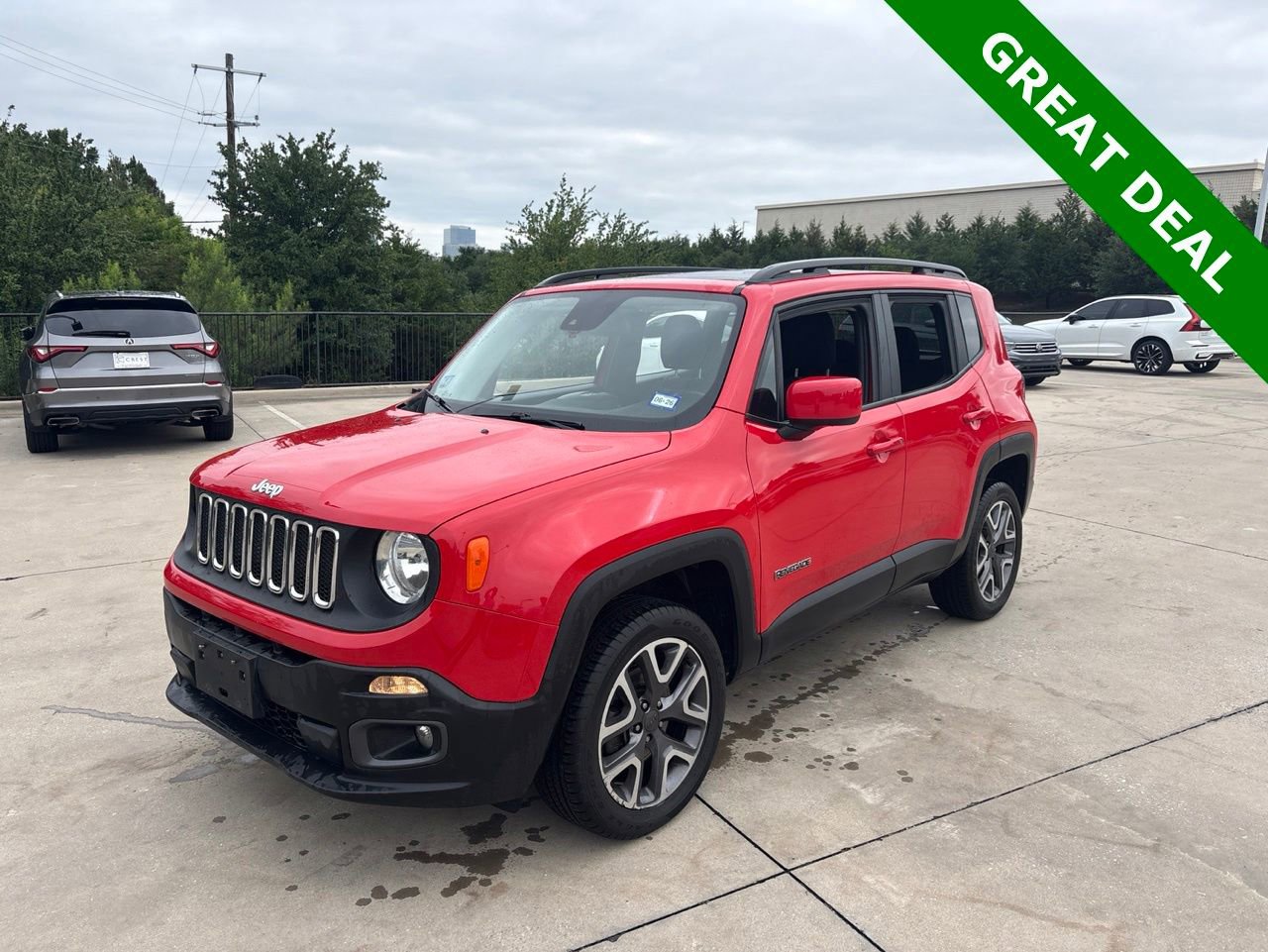Used 2016 Jeep Renegade Latitude w/ Advanced Technology Group AWD/4WD image 1