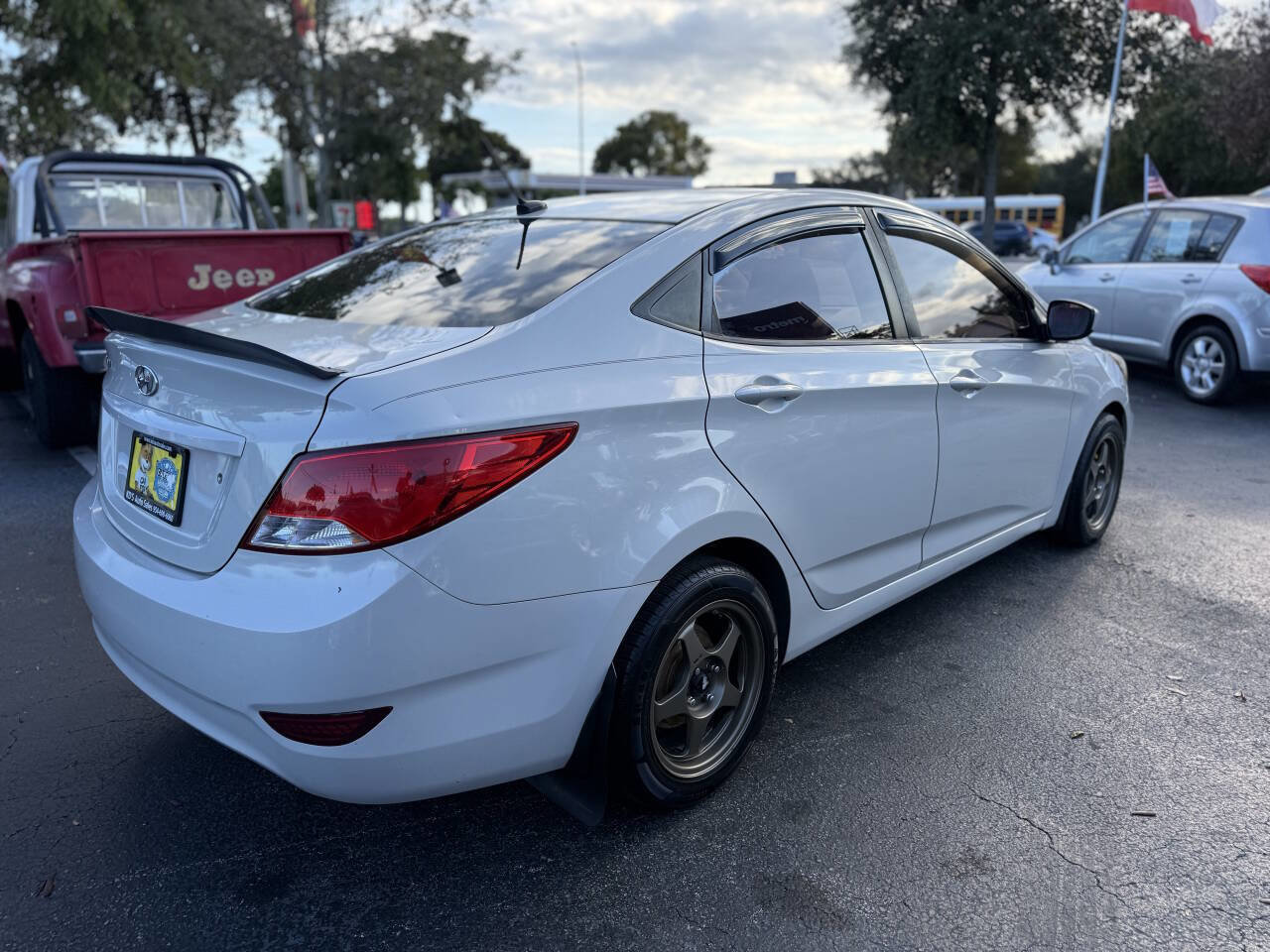 Used 2015 Hyundai Accent GLS image 8