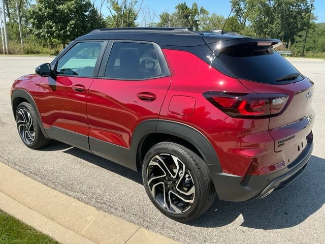 Used 2024 Chevrolet TrailBlazer RS w/ Driver Confidence Package AWD/4WD image 4
