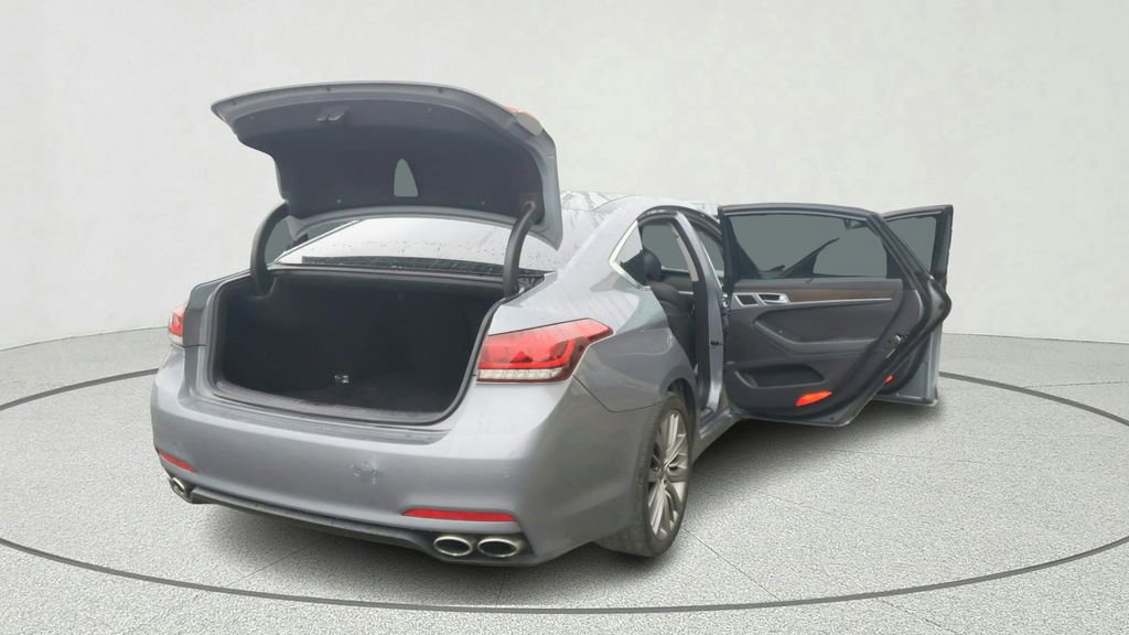 Used 2015 Hyundai Genesis 5.0 RWD image 13