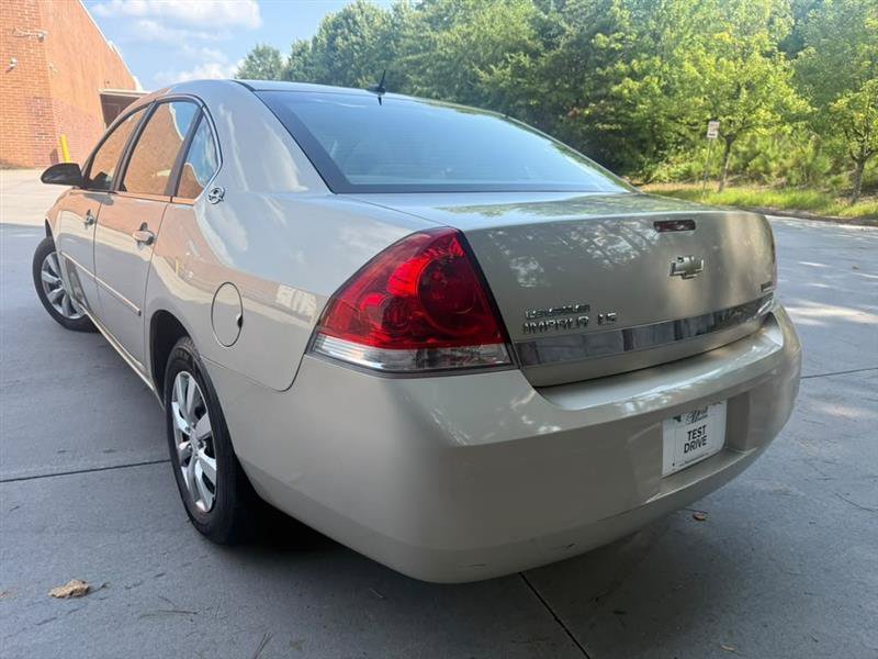 Used 2008 Chevrolet Impala LS FWD image 5