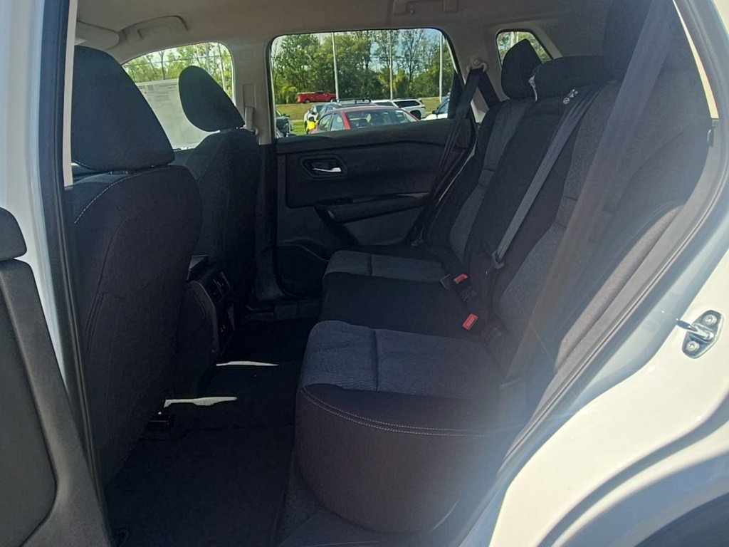 New 2026 Nissan Rogue SV image 27