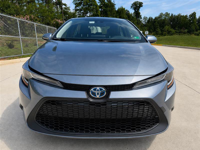 Used 2022 Toyota Corolla LE FWD image 2